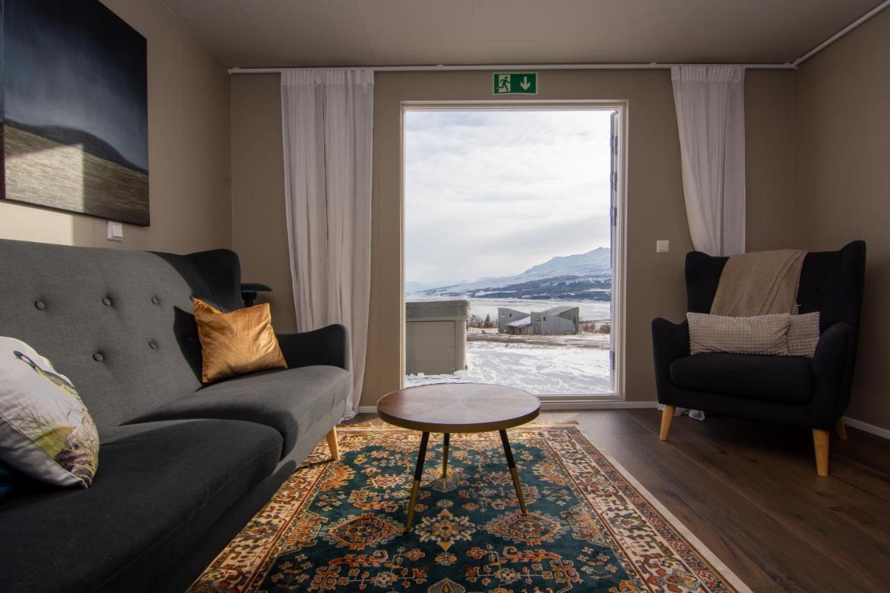 Viking Cottages & Apartments アークレイリ エクステリア 写真