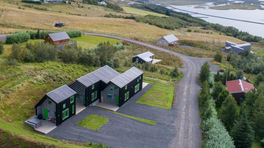 Viking Cottages & Apartments アークレイリ エクステリア 写真