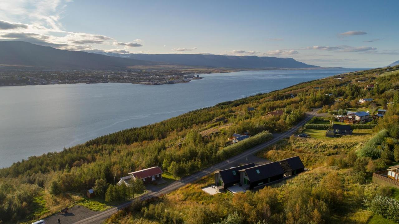 Viking Cottages & Apartments アークレイリ エクステリア 写真