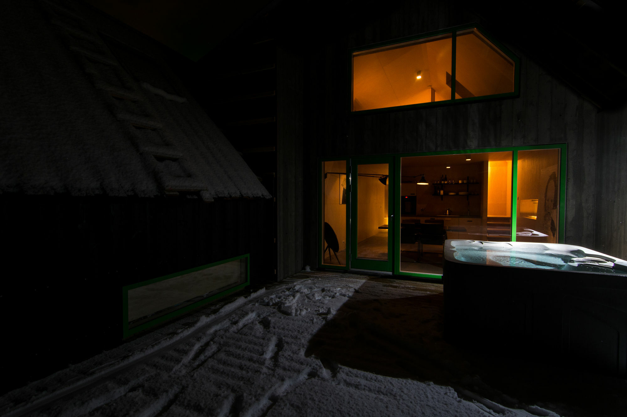 Viking Cottages & Apartments アークレイリ エクステリア 写真