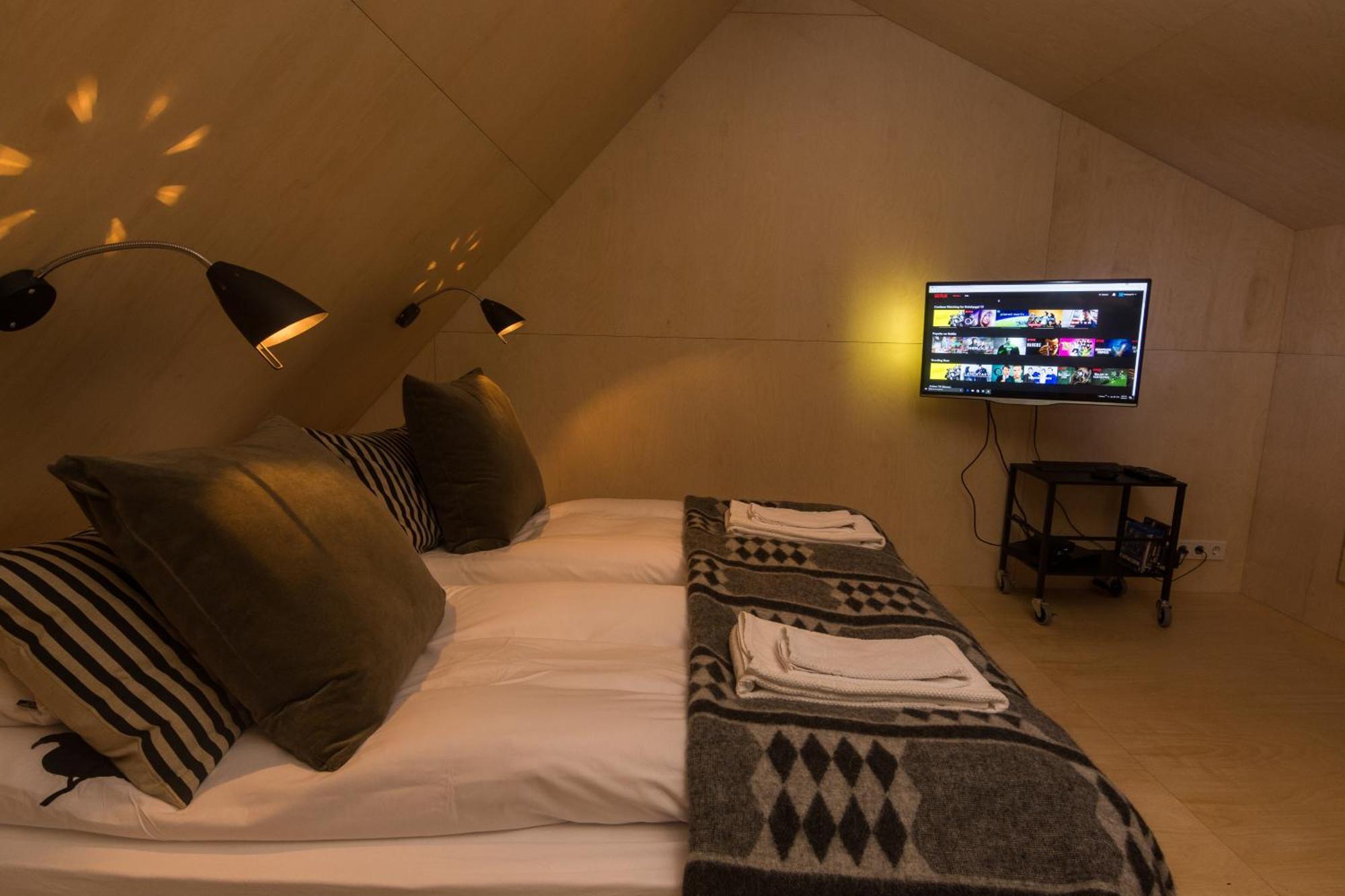 Viking Cottages & Apartments アークレイリ エクステリア 写真