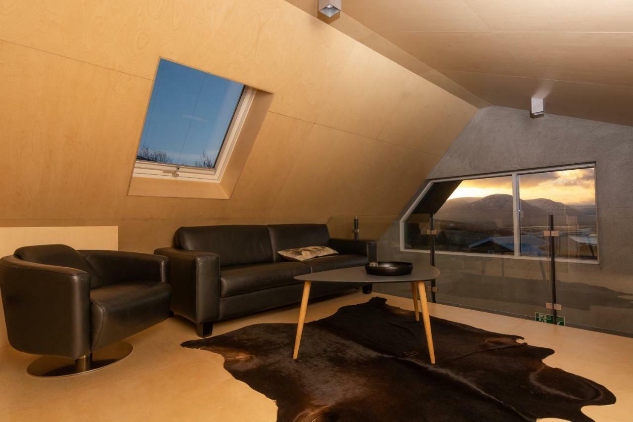 Viking Cottages & Apartments アークレイリ エクステリア 写真