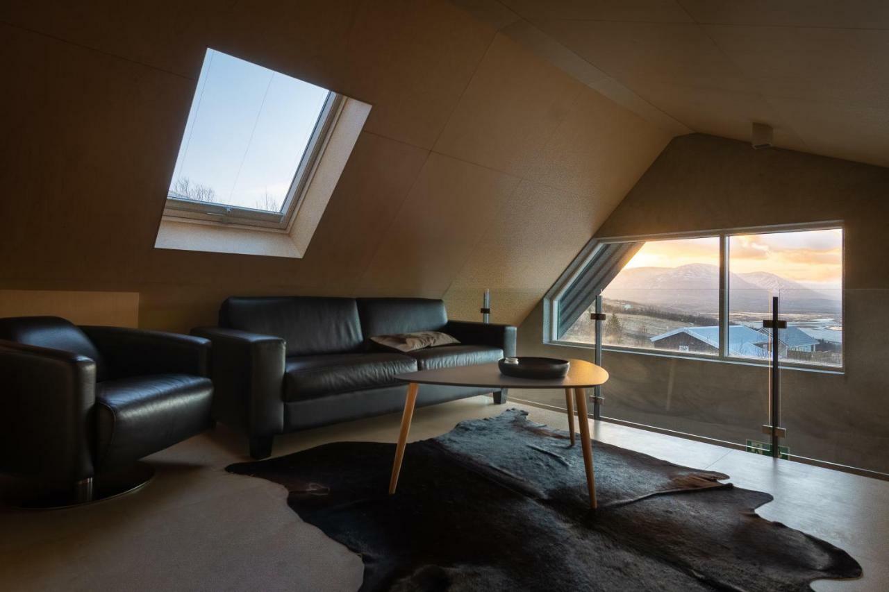 Viking Cottages & Apartments アークレイリ エクステリア 写真