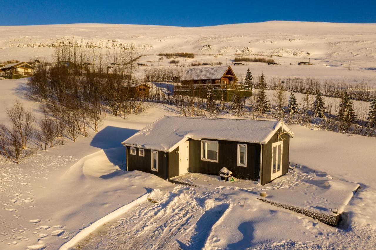 Viking Cottages & Apartments アークレイリ エクステリア 写真